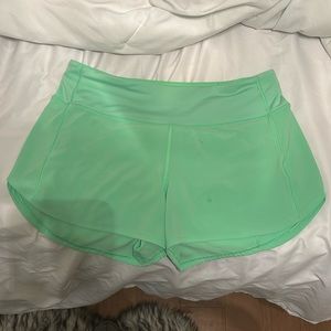 lululemon size 8 speed up shorts